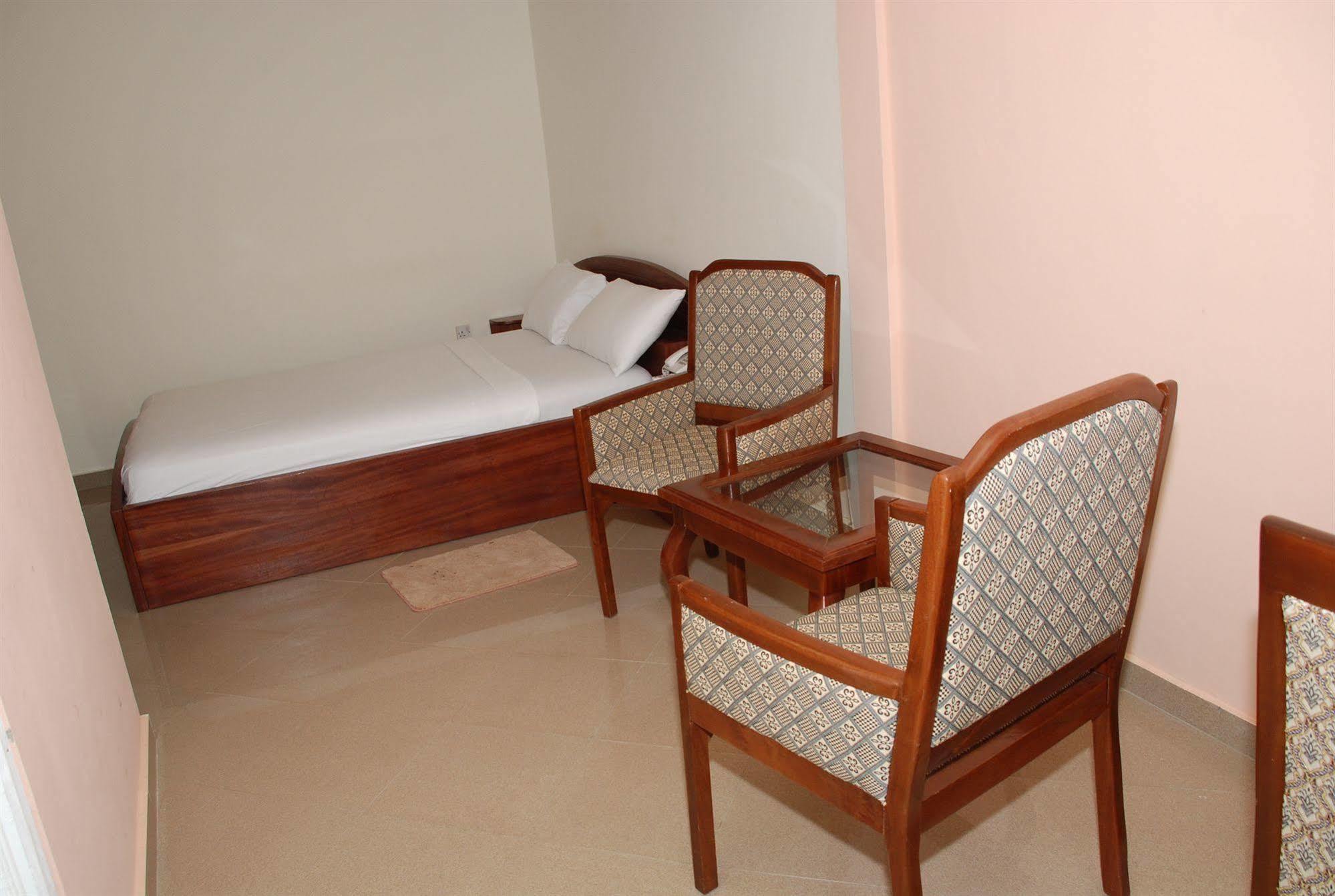 Hotel Obama Άκρα Δωμάτιο φωτογραφία